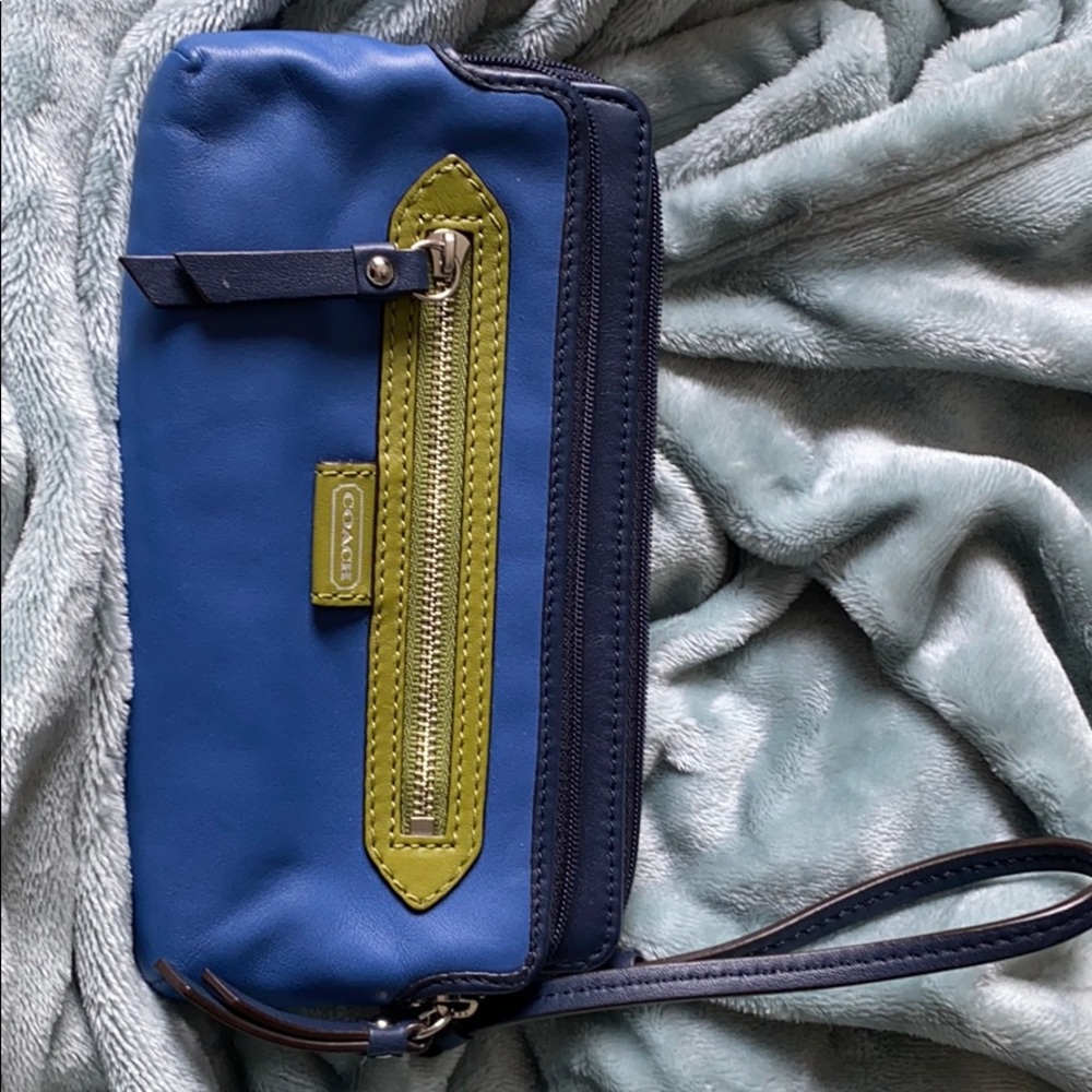 Beautiful Coach Wristlet